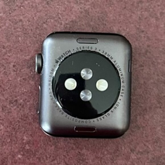 Apple iWatch series 3 - Picture 3 of 11